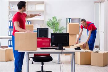 Furniture Delivery Truck - Moving Experts